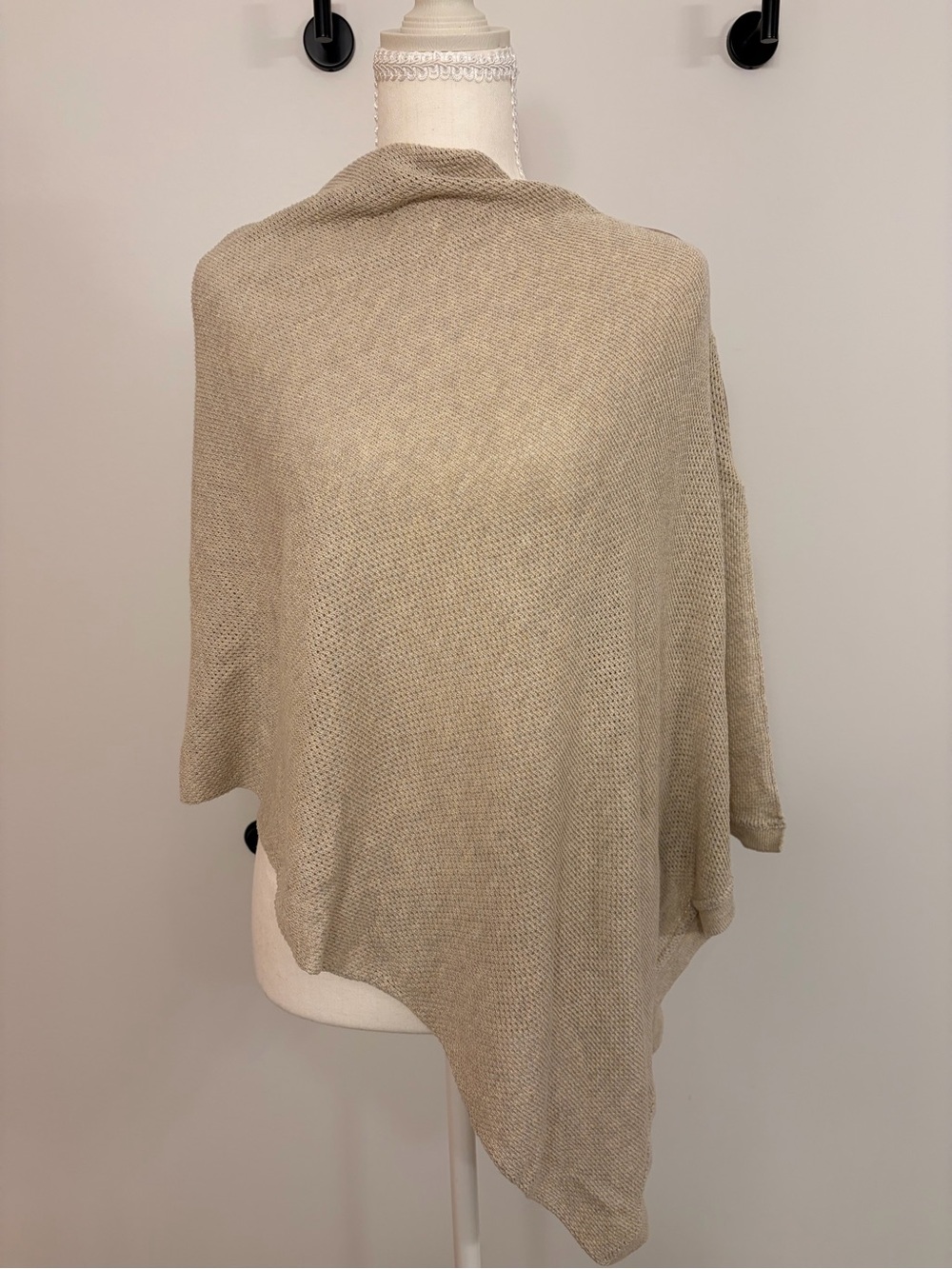 We Are Amma, Nursing Cocoon, oatmeal heather, one size